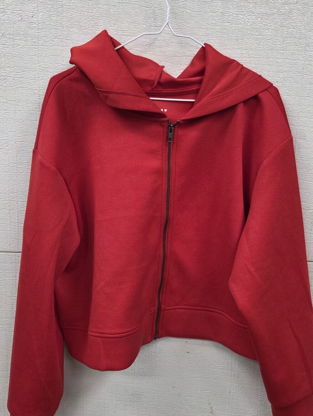 A new day red cropped hoodie XL - Picture 3 of 9